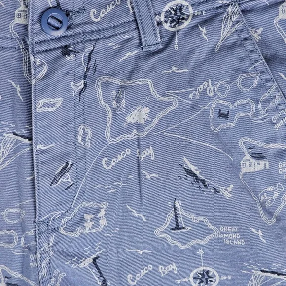 LL Bean Blue Favorite Fit Chino Shorts Womens 8 Stretch Lightweight Geometric - Picture 3 of 11